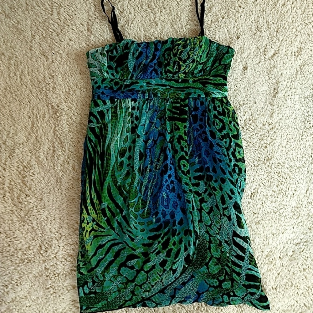 🌶️Vibrant Flowy Dress!